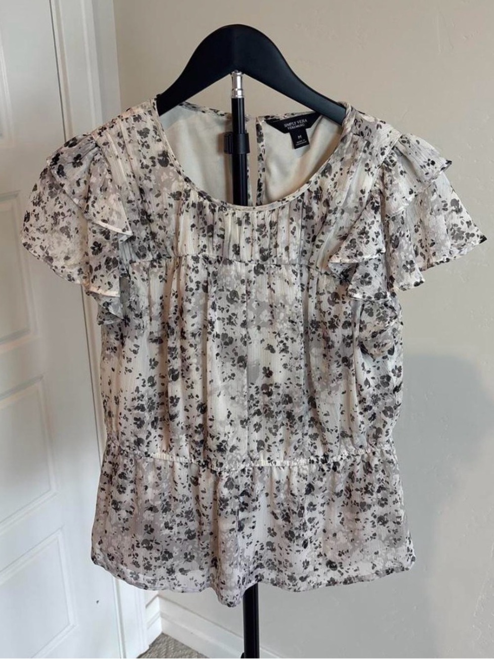 Simply Vera Vera Wang Floral Ruffle Blouse M